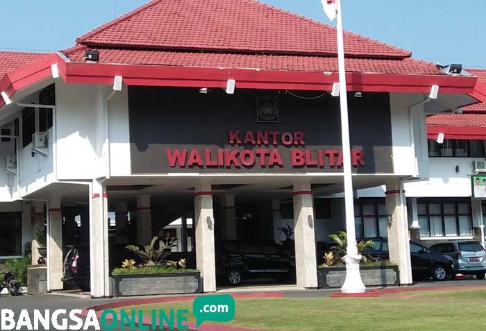 Kepala Daerah Jadi Tahanan KPK, Pengisian Jabatan Lowong di Kota Blitar Tak Kunjung Dilakukan Kepala Daerah Jadi Tahanan KPK, Pengisian Jabatan Lowong di Kota Blitar Tak Kunjung Dilakukan