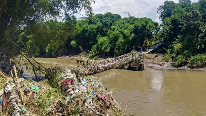 Pemkab Jember Bergerak Cepat Usai Banjir Besar, Tiga Jembatan Jadi Sorotan