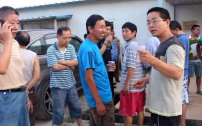 Pengusaha Cina Fokus Investasi Pertambangan, Disnaker Riau Tangkap 98 TKA Asal Cina Pengusaha Cina Fokus Investasi Pertambangan, Disnaker Riau Tangkap 98 TKA Asal Cina
