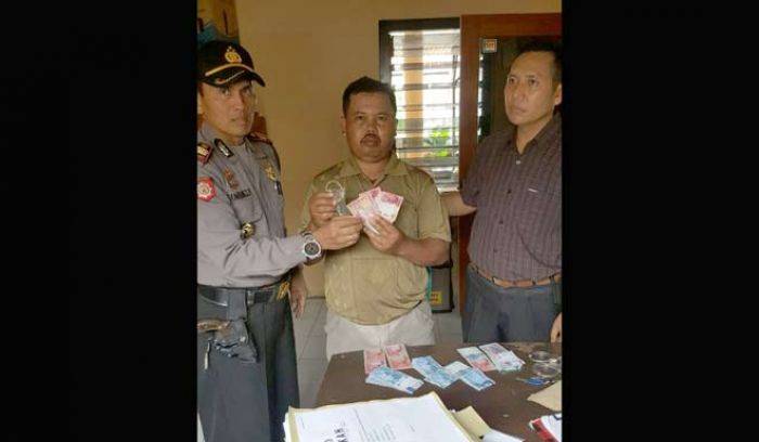 Curi Emas 38 Gram dan Uang Rp 10 juta, Warga Diwek Jombang Dibekuk Polisi Curi Emas 38 Gram dan Uang Rp 10 juta, Warga Diwek Jombang Dibekuk Polisi