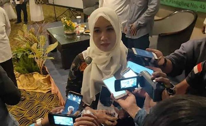 Ning Lia: Perbedaan Hari Raya, Potret Islam Rahmatan Lil Alamin Ning Lia: Perbedaan Hari Raya, Potret Islam Rahmatan Lil Alamin
