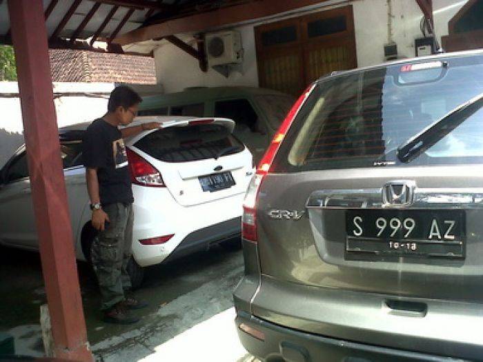 Dua Mobil Milik Tersangka Korupsi Bimtek Disita Kejari Bojonegoro