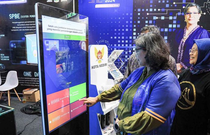 Quiz Corner Diskominfo Kota Kediri Tarik Minat Pengunjung Jatim DigiFest 2024 Quiz Corner Diskominfo Kota Kediri Tarik Minat Pengunjung Jatim DigiFest 2024