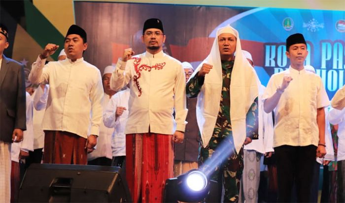 Kota Pasuruan Bersholawat untuk Memperingati Hari Santri Nasional Kota Pasuruan Bersholawat untuk Memperingati Hari Santri Nasional