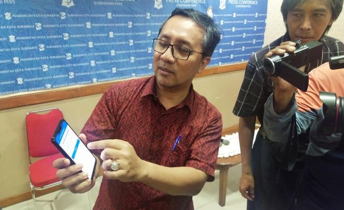 Cegah Penyebaran Covid-19, Warga Diimbau Urus Administrasi Kependudukan di Rumah Saja Cegah Penyebaran Covid-19, Warga Diimbau Urus Administrasi Kependudukan di Rumah Saja