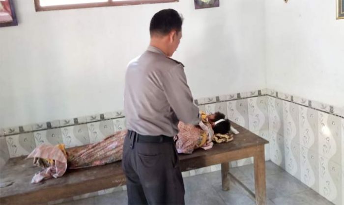 Bocah SD di Blitar Meninggal Mendadak, Diduga Tersedak Jajanan Sempol Bocah SD di Blitar Meninggal Mendadak, Diduga Tersedak Jajanan Sempol
