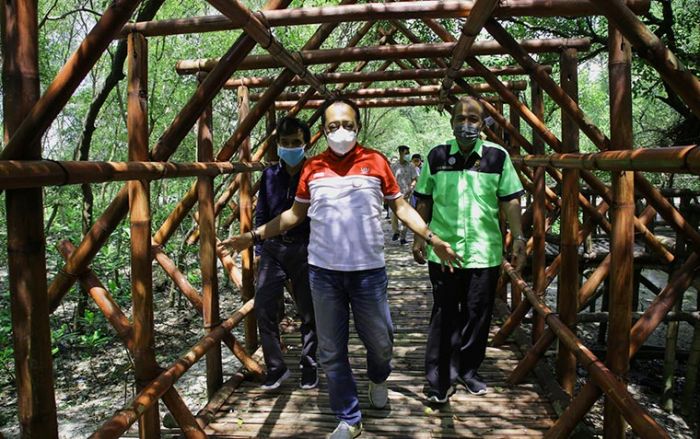Cak Ji Ajak Influencer Viralkan Wisata Mangrove Wonorejo Surabaya