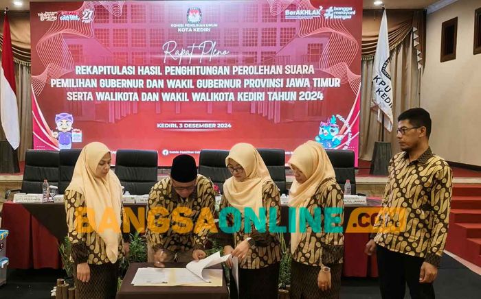 KPU Kota Kediri Tetapkan Hasil Suara Sah, Vinanda-Gus Qowim Menang KPU Kota Kediri Tetapkan Hasil Suara Sah, Vinanda-Gus Qowim Menang