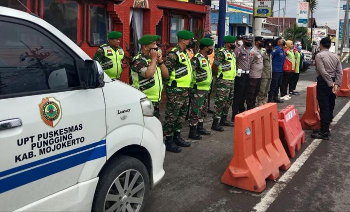 Lelah Mudik, Jajal Terapis Pijat di Pospam Mojokerto