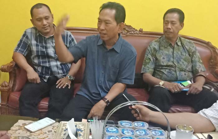 Golkar Beri Pesan Caleg Lewat Wayangan