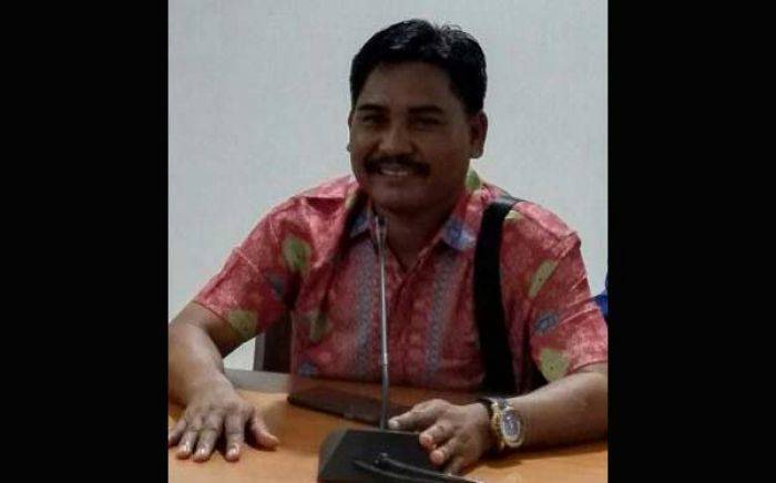 Komisi D Nilai Dokter PNS Nyambi Saat Jam Dinas Sudah Kronis Komisi D Nilai Dokter PNS Nyambi Saat Jam Dinas Sudah Kronis