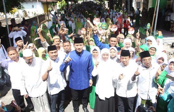 AHY Ajak Warga Nganjuk Pilih Khofifah-Emil: Amankan Suara dan Awasi Kecurangan AHY Ajak Warga Nganjuk Pilih Khofifah-Emil: Amankan Suara dan Awasi Kecurangan