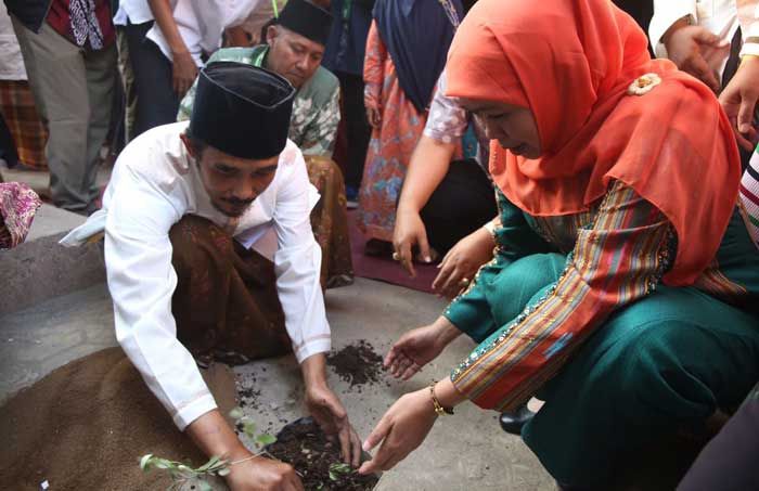 Pencetus Hari Santri Dukung Khofifah Maju Pilgub Jatim Pencetus Hari Santri Dukung Khofifah Maju Pilgub Jatim
