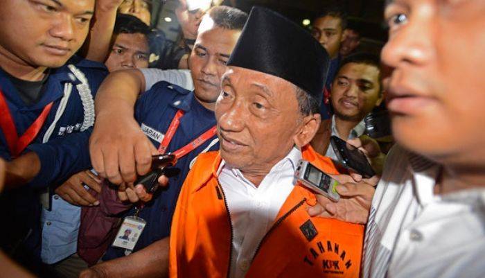 KPK Panggil Camat se-Bangkalan Terkait Kasus Fuad Amin KPK Panggil Camat se-Bangkalan Terkait Kasus Fuad Amin