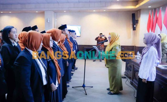 Antisipasi Naiknya Kemiskinan, Wakil Bupati Gresik Kukuhkan 17 Anggota Inti LKS