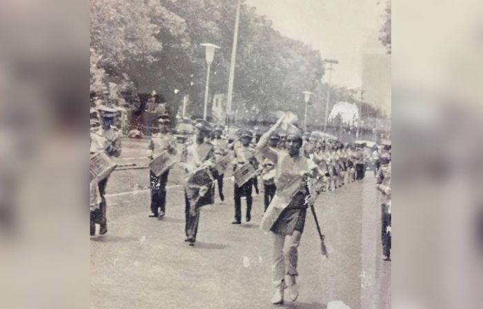 Nyai Farida Salahuddin Wahid Kaget Disapa Bung Karno, Usai Jadi Mayoret PMII & Beri Cinderamata NU Nyai Farida Salahuddin Wahid Kaget Disapa Bung Karno, Usai Jadi Mayoret PMII & Beri Cinderamata NU