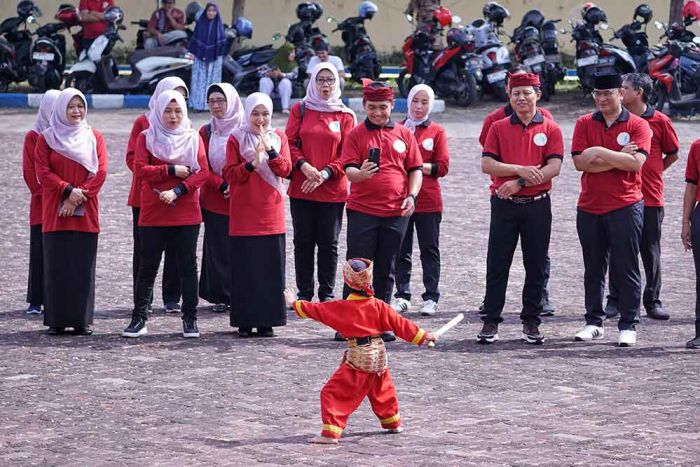 Pemkot Gelar Acara Gebyar HAN 2025, Adi Wibowo: Masa Depan Bangsa Harus Dimulai dari Anak-Anak Pemkot Gelar Acara Gebyar HAN 2025, Adi Wibowo: Masa Depan Bangsa Harus Dimulai dari Anak-Anak