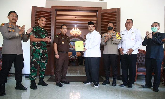 Pemkab Probolinggo Diizinkan Menggunakan Dana TT untuk PMK Pemkab Probolinggo Diizinkan Menggunakan Dana TT untuk PMK