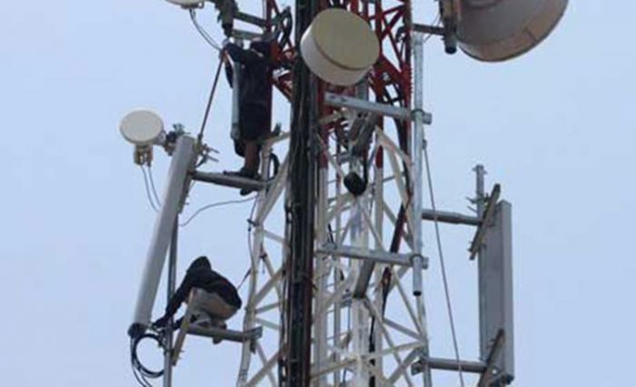 Natal dan Tahun Baru, Indosat Ooredoo Tingkatkan Kapasitas Layanan Data 38 PB Per Hari Natal dan Tahun Baru, Indosat Ooredoo Tingkatkan Kapasitas Layanan Data 38 PB Per Hari