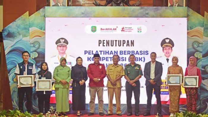 Tekan Angka Pengangguran, Pemkab Trenggalek Gelar Pelatihan Kerja Berbasis Kompetensi Tekan Angka Pengangguran, Pemkab Trenggalek Gelar Pelatihan Kerja Berbasis Kompetensi