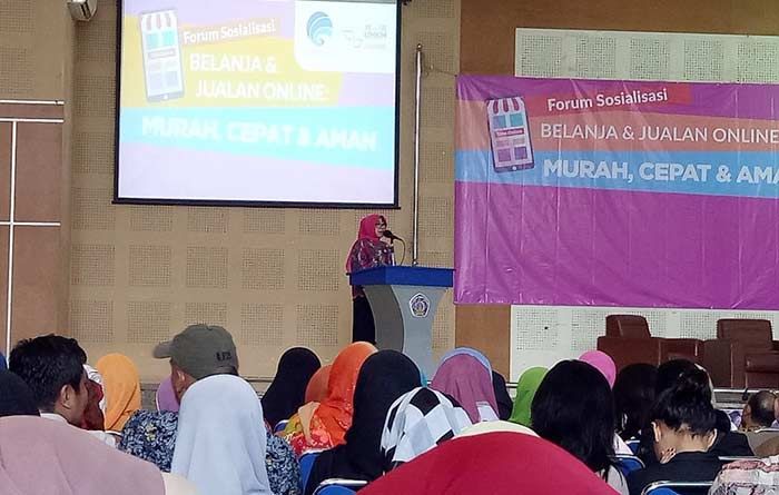 Wali Kota Malang Resmikan Forum Sosialisasi Belanja dan Jualan Online Wali Kota Malang Resmikan Forum Sosialisasi Belanja dan Jualan Online
