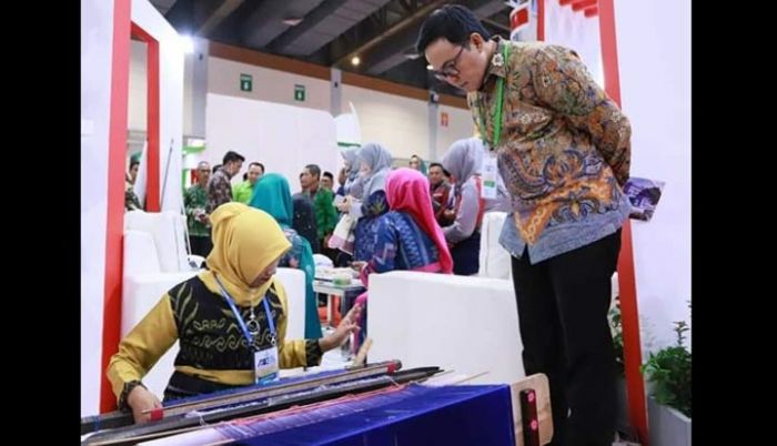 Didaulat Jadi Ketua Bidang HI Apkasi, Bupati Pamekasan Siap Lakukan Terobosan Didaulat Jadi Ketua Bidang HI Apkasi, Bupati Pamekasan Siap Lakukan Terobosan
