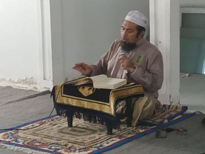 Bangkitkan Tradisi Keilmuan Berbasis Kitab Kuning, Kiai Jaiz Galakkan Ngaji Hadits Bukhari dan Ihya Bangkitkan Tradisi Keilmuan Berbasis Kitab Kuning, Kiai Jaiz Galakkan Ngaji Hadits Bukhari dan Ihya