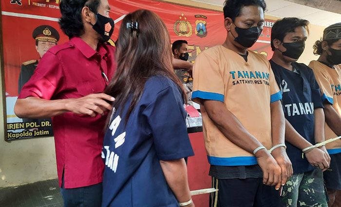 5 Kali Masuk Bui, Penjual Kopi Cantik dari Tuban ini Susul Suami di Penjara 5 Kali Masuk Bui, Penjual Kopi Cantik dari Tuban ini Susul Suami di Penjara