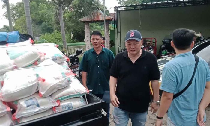 BJB Probolinggo Gelontor 4,5 Ton Beras untuk Keluarga Miskin BJB Probolinggo Gelontor 4,5 Ton Beras untuk Keluarga Miskin