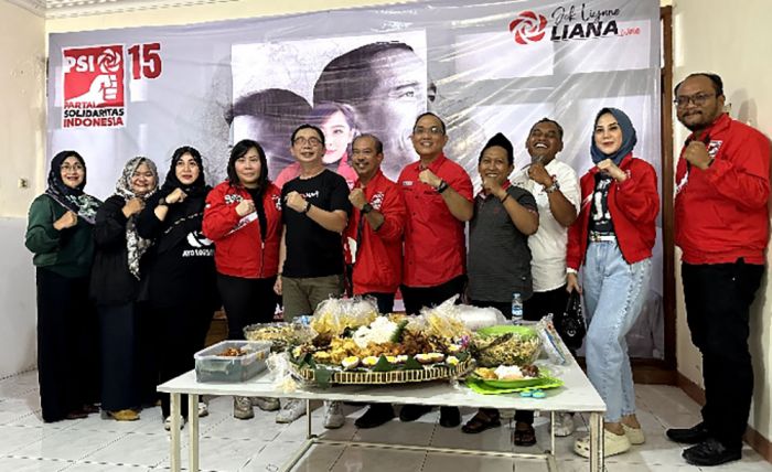 Liana Kurniawan Resmikan Rumah Pemenangan Bersama di Jl. Residen Sudirman Surabaya