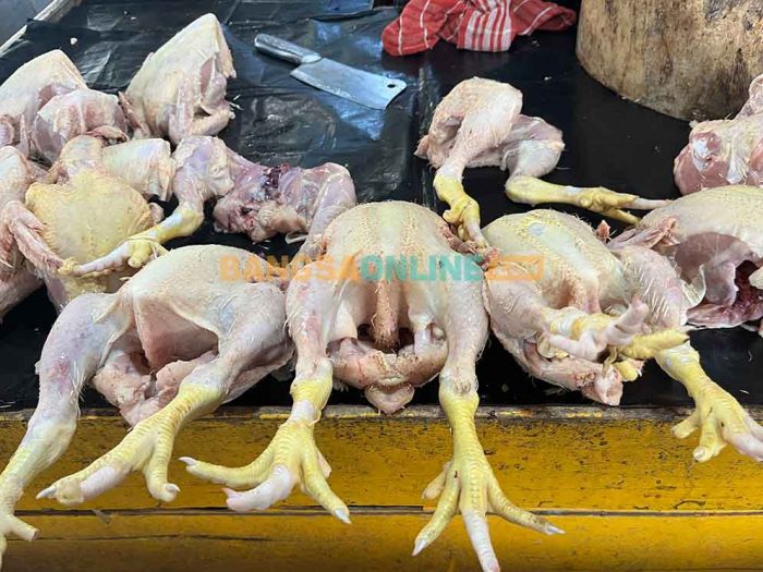Update Harga Sembako Jatim 30 Maret 2026: Daging Ayam Turun Rp1 Ribu, Cabai Rawit Naik Tipis