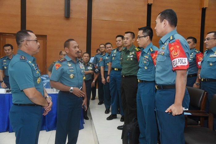 Pangkoarmada II Lepas Peserta Geladi Waskita Dharma Pasis Dikreg XLV Sesko TNI TA 2018