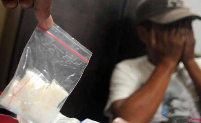 Tak Punya Uang buat Beli Susu, Pria di Sidoarjo ini Jual Narkoba Tak Punya Uang buat Beli Susu, Pria di Sidoarjo ini Jual Narkoba