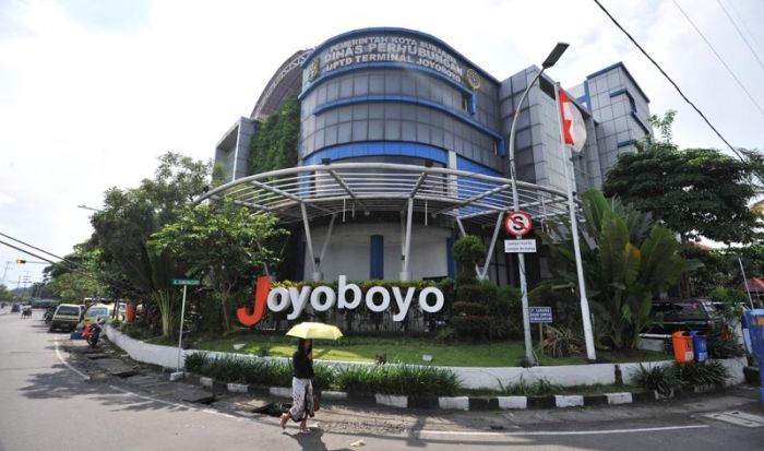 Terminal Intermoda dan Gedung Parkir Joyoboyo Berkonsep Green Building Terminal Intermoda dan Gedung Parkir Joyoboyo Berkonsep Green Building