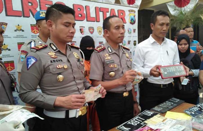Polres Blitar Bekuk Pemalsu STNK dan BPKB Polres Blitar Bekuk Pemalsu STNK dan BPKB