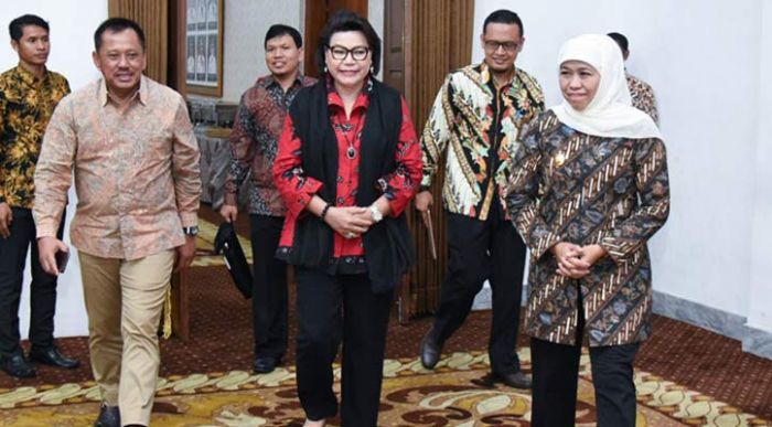 Gubernur Khofifah: Koneksitas dan Integrasi Data di Era 4.0 Jadi Hal Penting Gubernur Khofifah: Koneksitas dan Integrasi Data di Era 4.0 Jadi Hal Penting