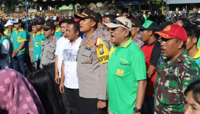 Kapolres Pacitan Rayakan May Day Bersama Buruh Pabrik Plywood