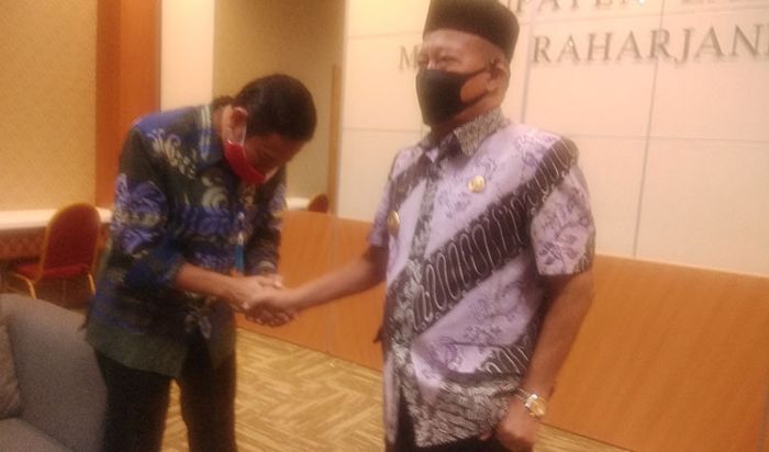 Bupati Fadeli Restui Yuhronur Efendi Maju Pilkada Lamongan 2020 Bupati Fadeli Restui Yuhronur Efendi Maju Pilkada Lamongan 2020