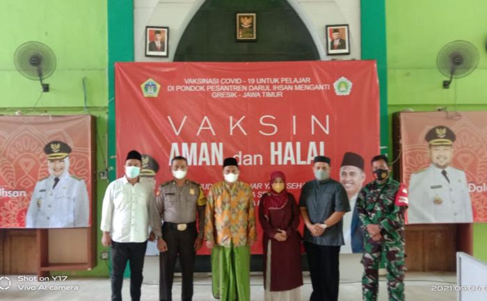 Gelar Vaksinasi di Ponpes Darul Ihsan, Kiai Mulyadi: Matur Nuwun Bupati Gus Yani Gelar Vaksinasi di Ponpes Darul Ihsan, Kiai Mulyadi: Matur Nuwun Bupati Gus Yani