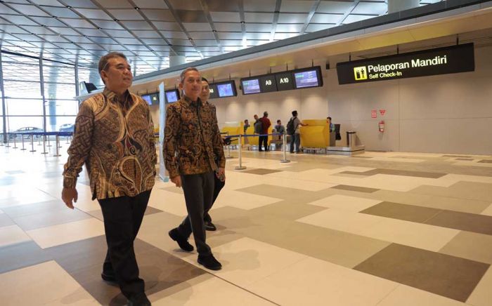 Bandara Dhoho Resmi Beroperasi, Sekda Kota Kediri Hadiri Inaugural Flight