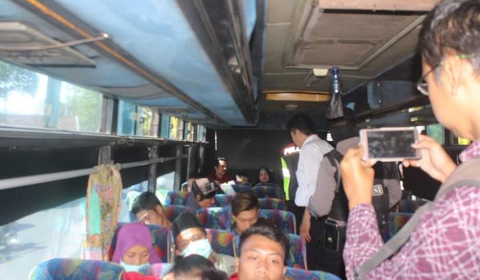 Antisipasi Pergerakan Massa ke Jakarta, Polres Pasuruan Razia Angkutan