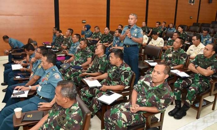 Prajurit Koarmada II Ikuti Sosialisasi Zakat dan Infak Prajurit Koarmada II Ikuti Sosialisasi Zakat dan Infak