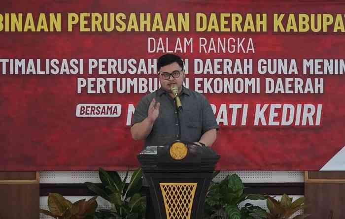 Bupati Dhito Minta 3 dari 4 Perusahaan Daerah Kediri Fokus Sektor Pertanian Bupati Dhito Minta 3 dari 4 Perusahaan Daerah Kediri Fokus Sektor Pertanian