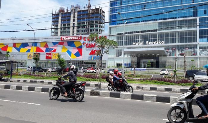 Diduga Tampar 2 Pegawai Kebersihan, HRD Icon Mall Dilaporkan ke Polisi