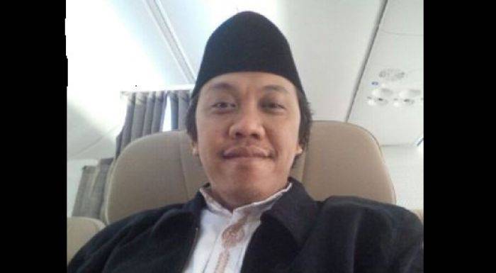 Jelang Pilwali Surabaya: Syamsul Arifin Susul Elektabilitas Risma