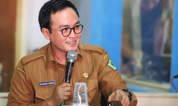Butuh Figur Luar Biasa, FomDem Dorong Baddrut Tamam Maju Pilwali Surabaya Butuh Figur Luar Biasa, FomDem Dorong Baddrut Tamam Maju Pilwali Surabaya