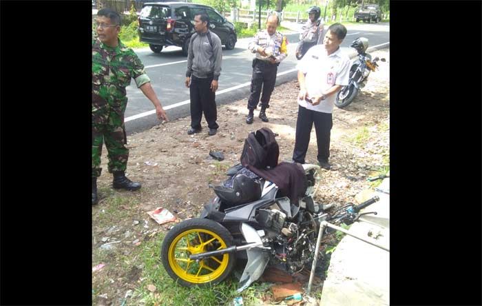Kecelakaan Karambol di Jalan Raya Maospati - Magetan Libatkan Tiga Kendaraan Kecelakaan Karambol di Jalan Raya Maospati - Magetan Libatkan Tiga Kendaraan