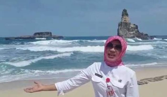 Sejumlah Daerah Imbau Tak ke Pacitan Sebelum Status KLB Hepatitis A Dicabut Sejumlah Daerah Imbau Tak ke Pacitan Sebelum Status KLB Hepatitis A Dicabut