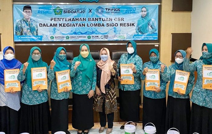 Delapan Desa Finalis Program Sidoresik Terima Bantuan CSR