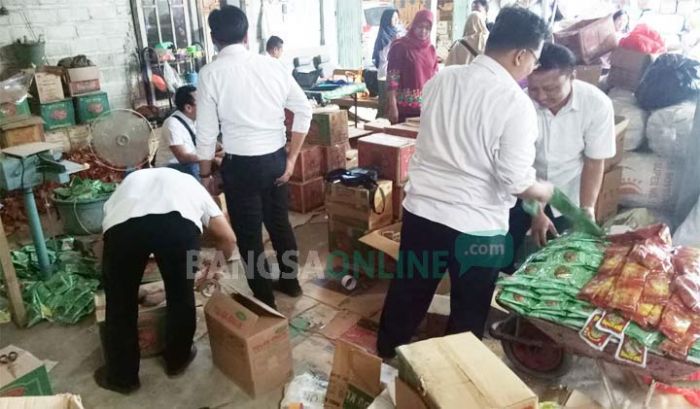 Satu Truk Jamu Diamankan BPOM Surabaya dari Sebuah Gudang di Blitar